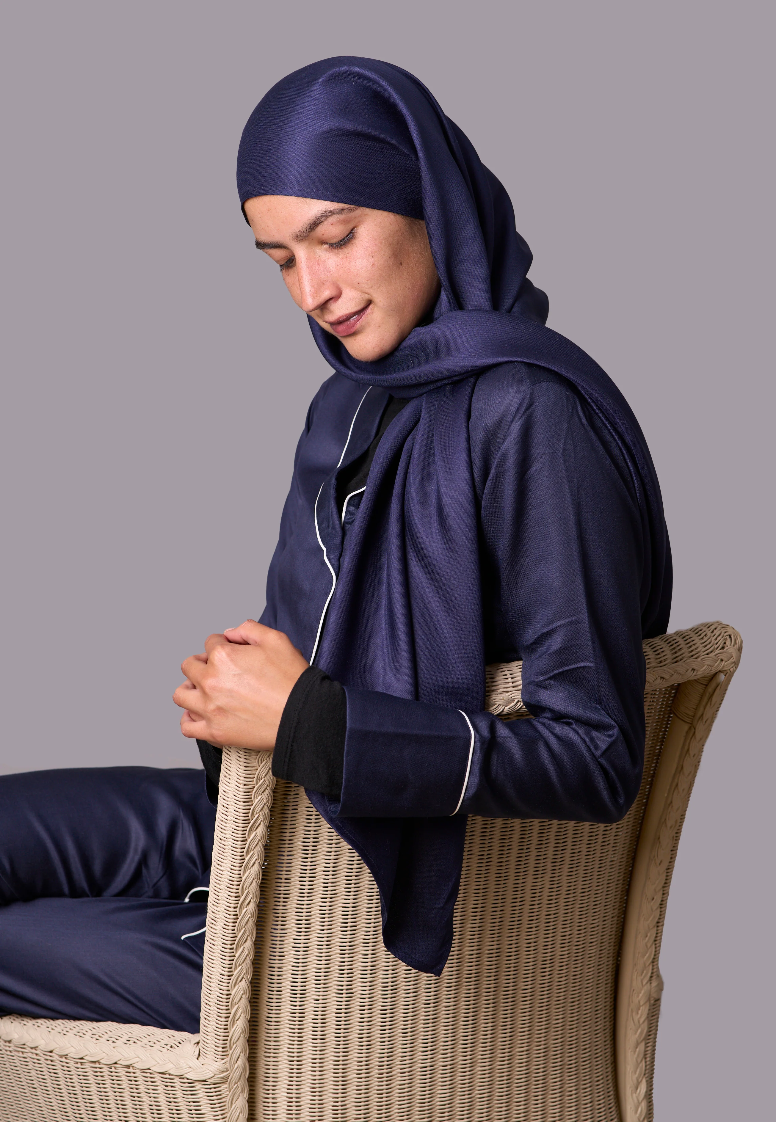 Mulberry Silk Hijab - Midnight Navy or Ivory - Image 3
