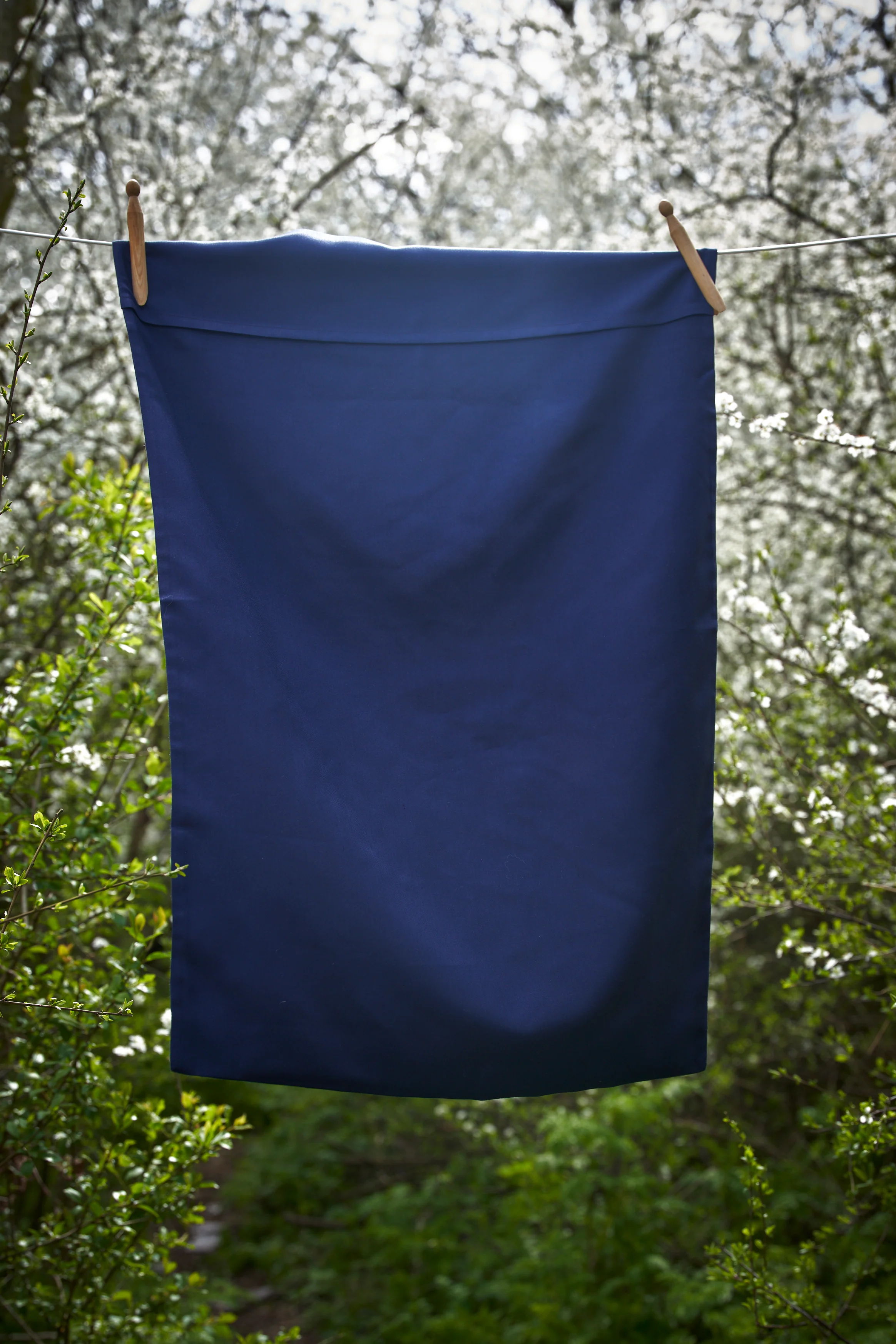 Mulberry Silk Pillowcase Kingsize 51cm x 91cm Midnight Navy - Image 3