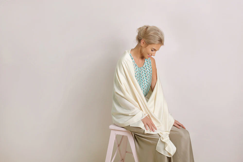 Mulberry Silk Wrap - Ivory (Natural) - Image 3